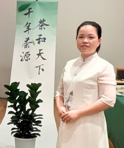 蔡　鯉娜 (さい　りな) 雅文化学院認定中国茶芸師