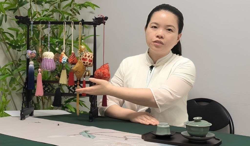 蔡　鯉娜 (さい　りな) 雅文化学院認定中国茶芸師